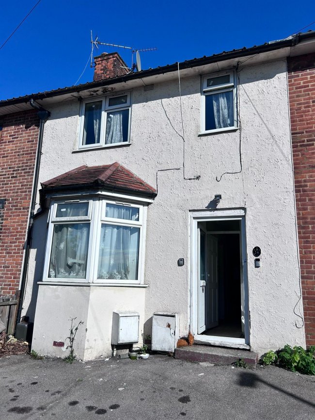 54 Wenlock Road, Edgware, HA8 9JF 4