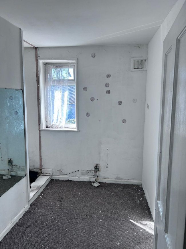 54 Wenlock Road, Edgware, HA8 9JF 4