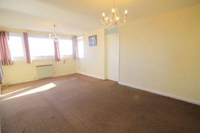Flat 81 Moreton Tower, Lexden Road, Acton, London, W3 9NQ 8