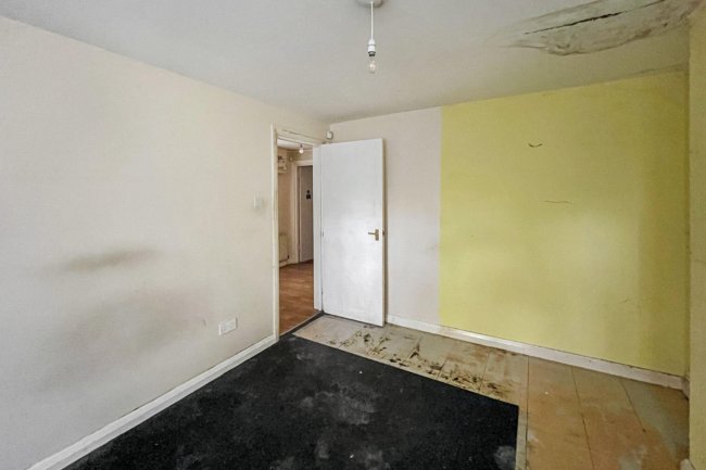 26a Ramsden Road, Balham, London SW12 8QY 4