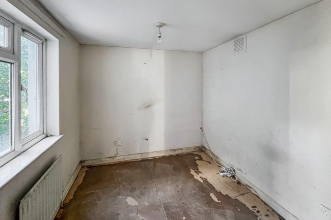 26a Ramsden Road, Balham, London SW12 8QY 4