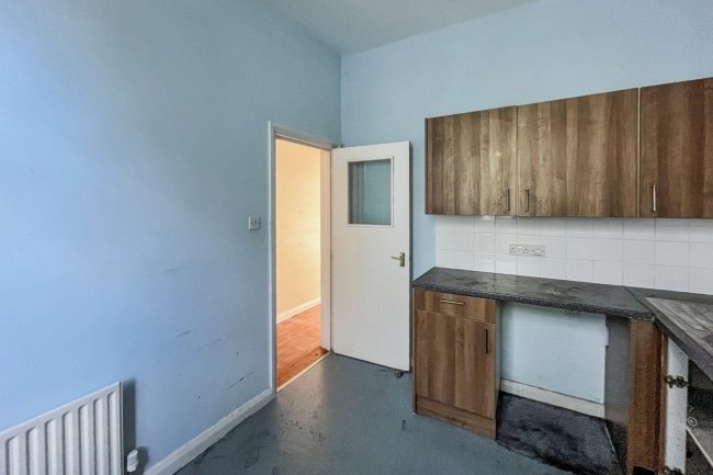 26a Ramsden Road, Balham, London SW12 8QY 4