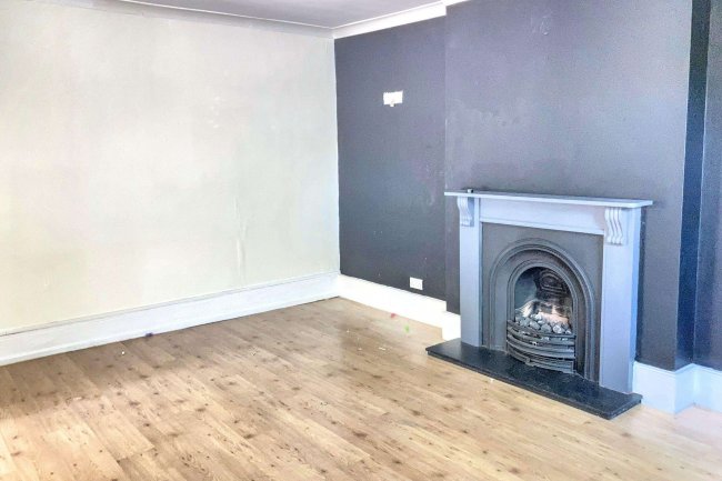 22 Southborough Road, Bromley, Kent, BR1 2EB 6