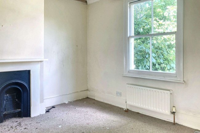 22 Southborough Road, Bromley, Kent, BR1 2EB 6