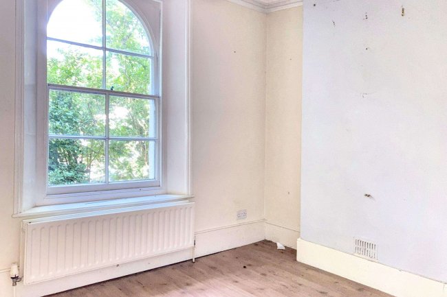 22 Southborough Road, Bromley, Kent, BR1 2EB 6