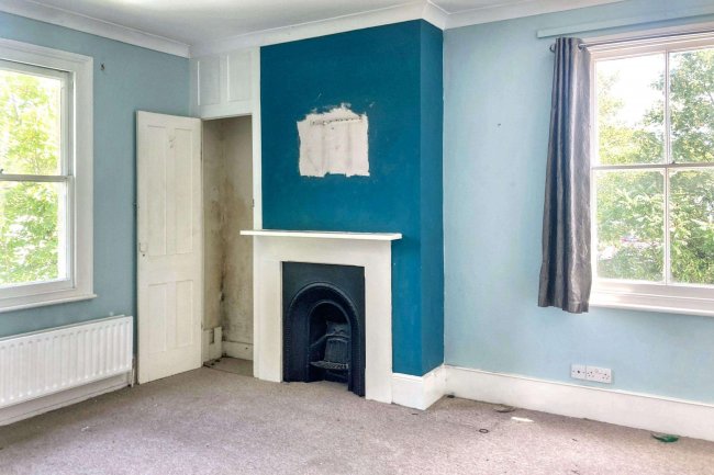 22 Southborough Road, Bromley, Kent, BR1 2EB 6