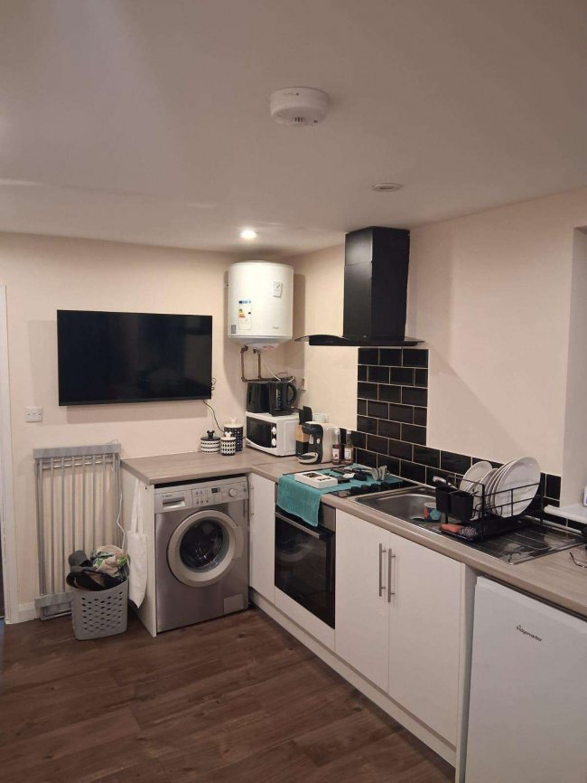 28 Church Street, Wolverton, Milton Keynes, MK12 5JN 2