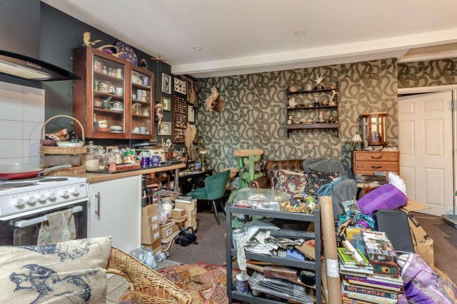 28 Church Street, Wolverton, Milton Keynes, MK12 5JN 2