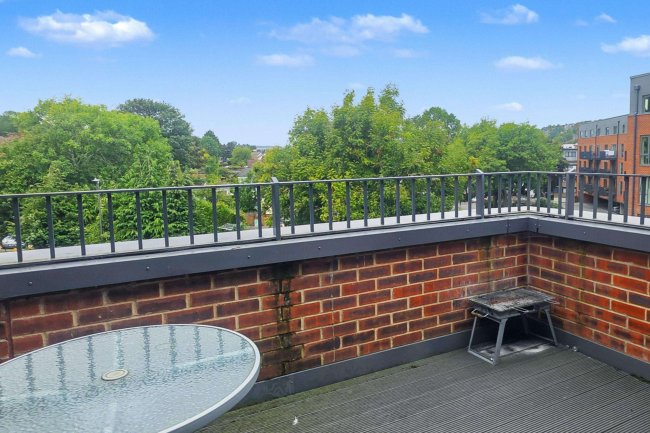 58 Suffield Lodge, Suffield Hill, High Wycombe, Buckinghamshire, HP11 2FR 5