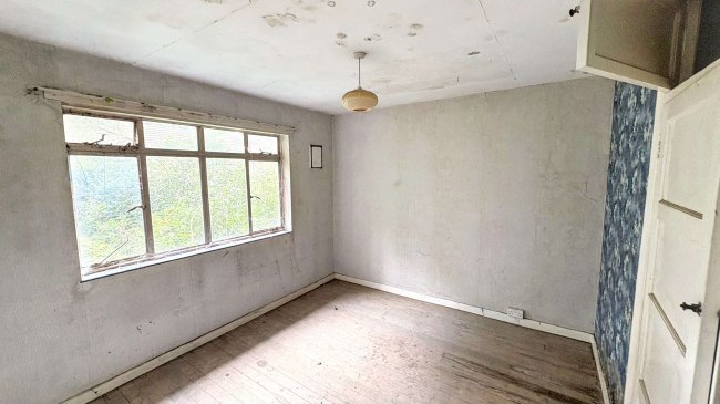 33 Loughborough Park, Loughborough Junction, London SW9 8TP 2