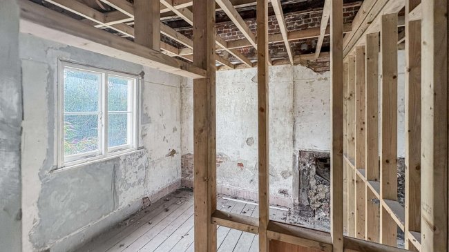 33 Loughborough Park, Loughborough Junction, London SW9 8TP 2