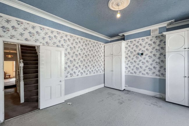 56 Englewood Road, Clapham South, London SW12 9NY 1