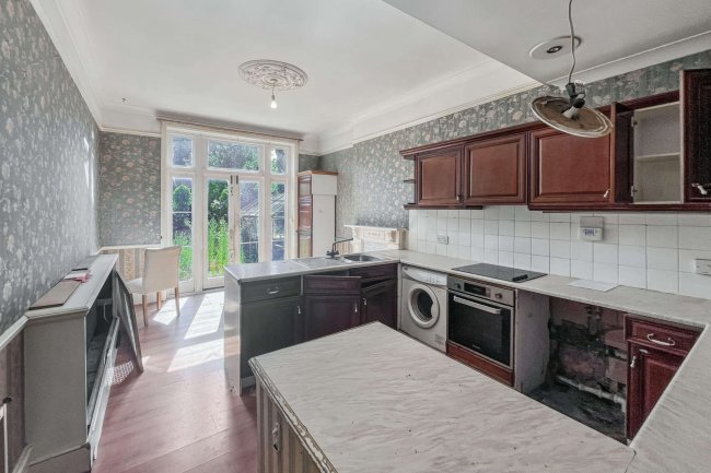 56 Englewood Road, Clapham South, London SW12 9NY 1