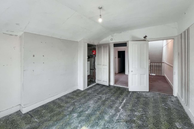 56 Englewood Road, Clapham South, London SW12 9NY 1