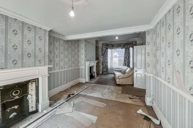 56 Englewood Road, Clapham South, London SW12 9NY 1