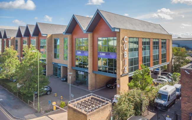 Unit 5 Oaks Court, Borehamwood, Hertfordshire WD6 1GS 9