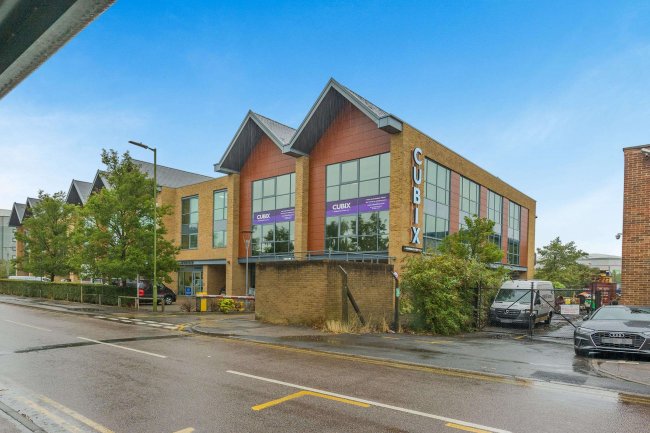 Unit 5 Oaks Court, Borehamwood, Hertfordshire WD6 1GS 9