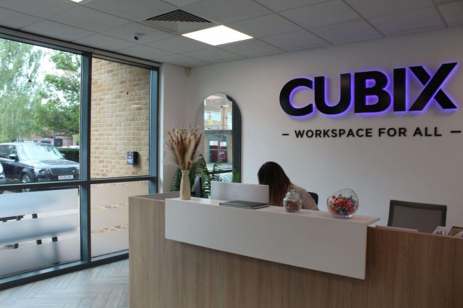 Unit 5 Oaks Court, Borehamwood, Hertfordshire WD6 1GS 9