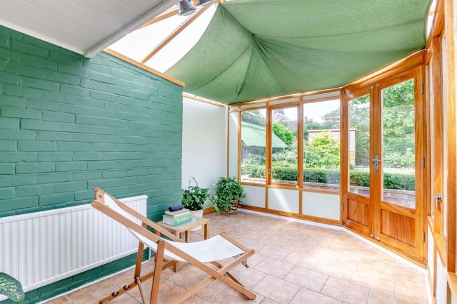 6 Dickmans Lane, Melton Mowbray, Leicestershire, LE14 4BG 8