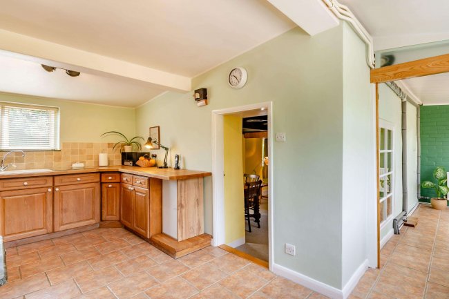 6 Dickmans Lane, Melton Mowbray, Leicestershire, LE14 4BG 8