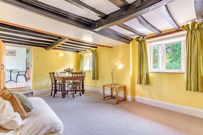 6 Dickmans Lane, Melton Mowbray, Leicestershire, LE14 4BG 8