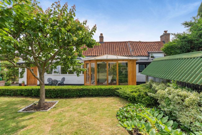 6 Dickmans Lane, Melton Mowbray, Leicestershire, LE14 4BG 8