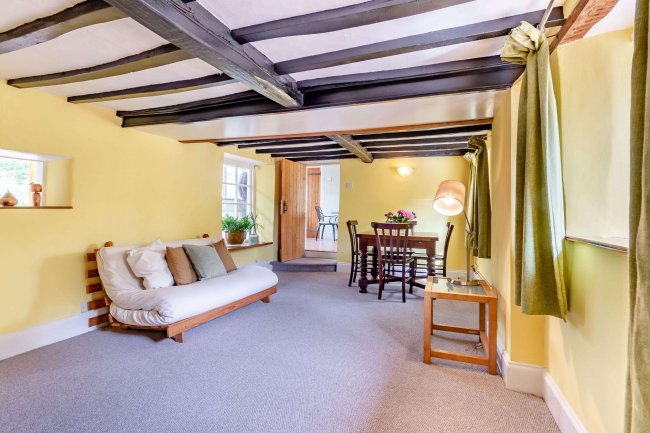 6 Dickmans Lane, Melton Mowbray, Leicestershire, LE14 4BG 8