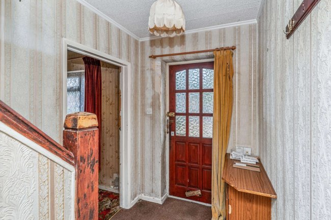 105 Cressingham Road, Reading, Berkshire, RG2 7RY 2