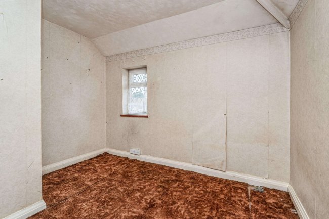 105 Cressingham Road, Reading, Berkshire, RG2 7RY 2