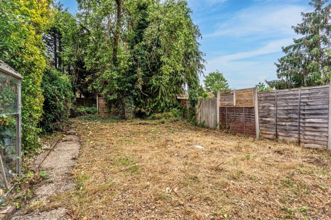 105 Cressingham Road, Reading, Berkshire, RG2 7RY 2