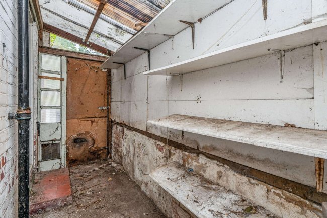 105 Cressingham Road, Reading, Berkshire, RG2 7RY 2