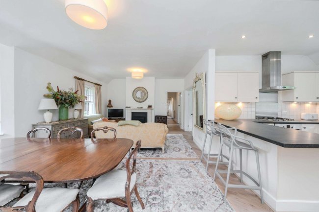 Laurel Cottage, Badgemore, Henley-On-Thames RG9 4NR 8