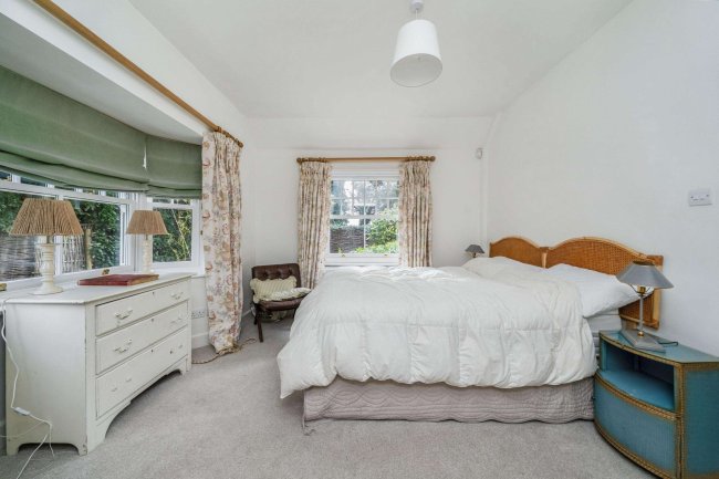 Laurel Cottage, Badgemore, Henley-On-Thames RG9 4NR 8