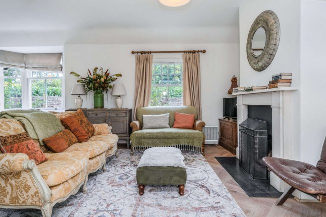 Laurel Cottage, Badgemore, Henley-On-Thames RG9 4NR 8