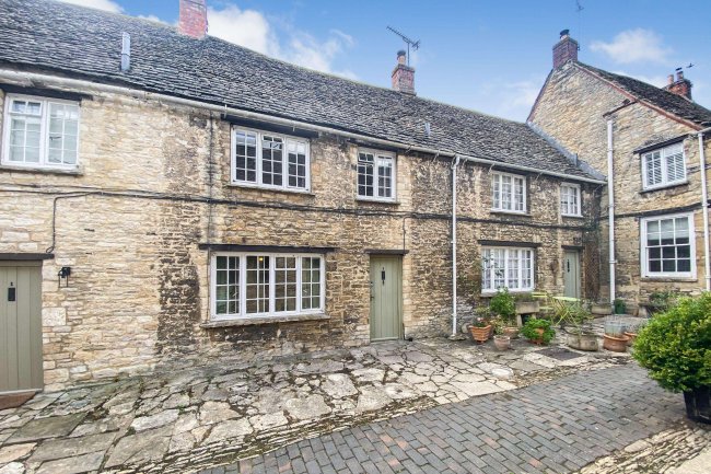 2 George Yard, High Street, Burford, Oxfordshire, OX18 4QN 5