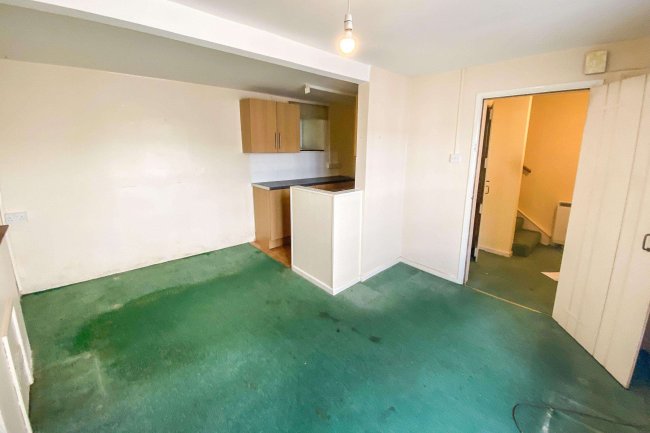 2 George Yard, High Street, Burford, Oxfordshire, OX18 4QN 5