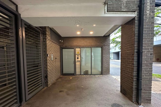 No.1 The Print Works, 230 Long Lane, London, SE1 4QA 2