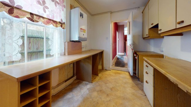 64 Sabine Road, Battersea, London, SW11 5LW 10