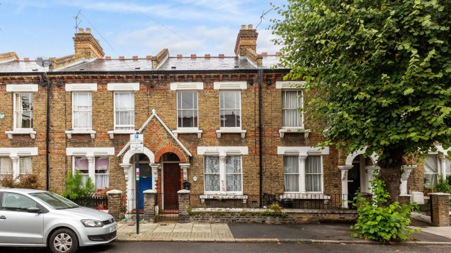 64 Sabine Road, Battersea, London, SW11 5LW 10