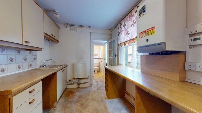 64 Sabine Road, Battersea, London, SW11 5LW 10