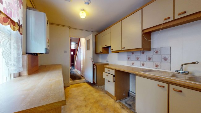 64 Sabine Road, Battersea, London, SW11 5LW 10