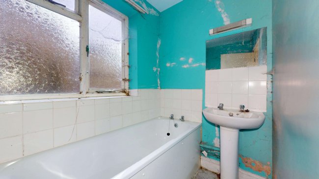 Flat A, 73 Green Lane, Hanwell, London, W7 2PA 1