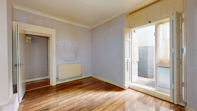 Flat A, 16 Hedgegate, Powis Terrace, Notting Hill, London, W11 1JD 2