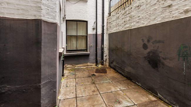 Flat A, 16 Hedgegate, Powis Terrace, Notting Hill, London, W11 1JD 2