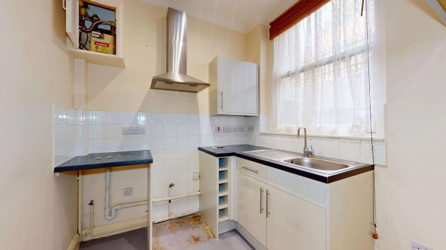 Flat A, 16 Hedgegate, Powis Terrace, Notting Hill, London, W11 1JD 2