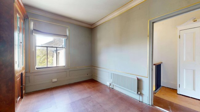 Upper Flat, 53 Grayshott Road, Battersea, London, SW11 5TS 3