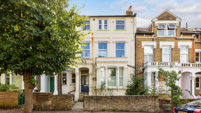 Flat C, 3 Dunsmure Road, Hackney, London, N16 5PU 2