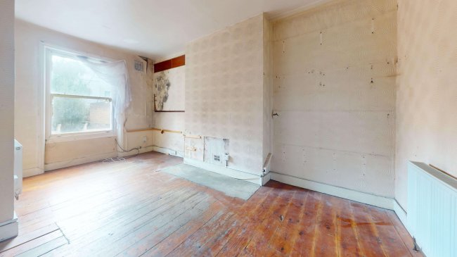 Flat A, 132 Evering Road, Stoke Newington, London N16 7BD 2