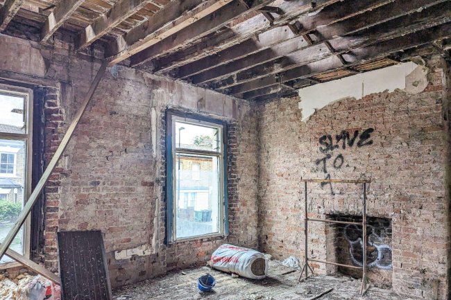 54 Lausanne Road, Peckham, London SE15 2JB 3