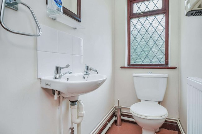 West Wellow Methodist Church, Maurys Lane, West Wellow, Romsey, SO51 6DA 7